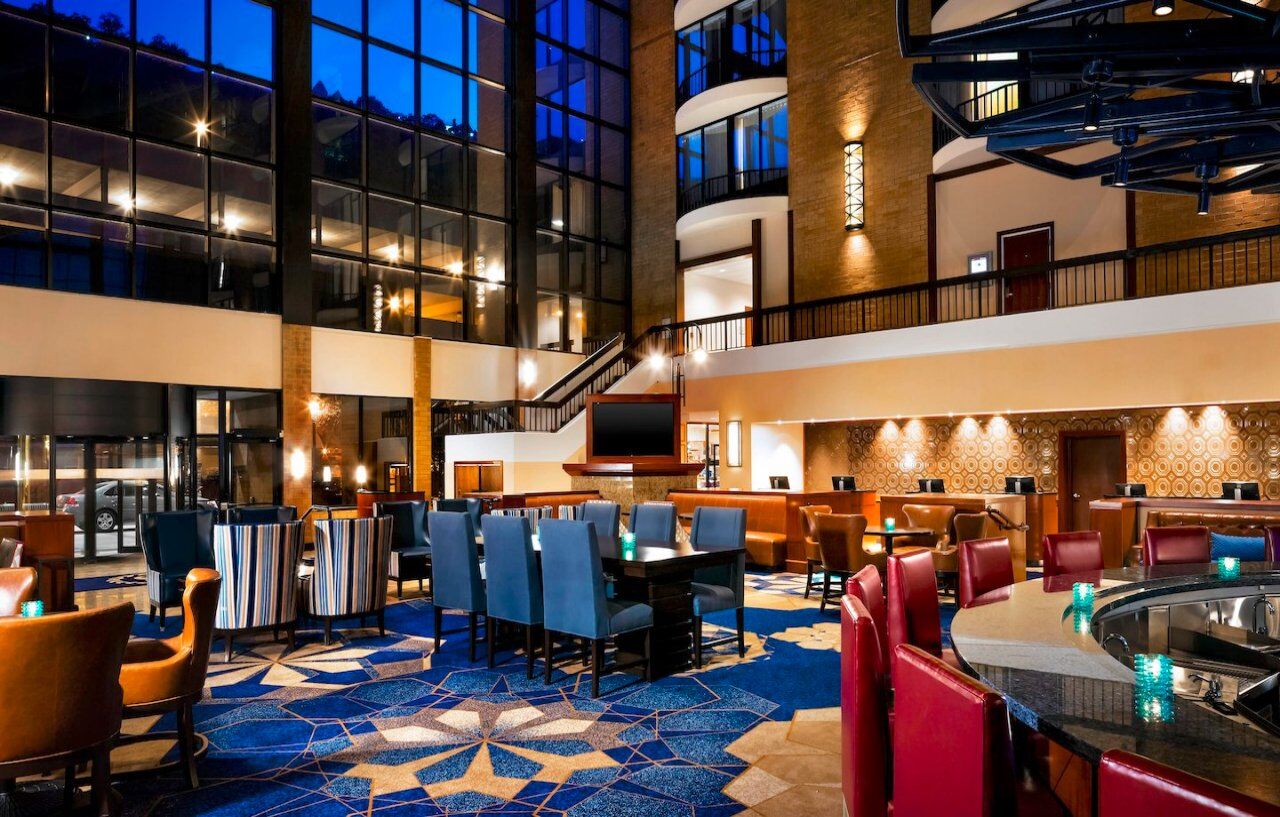 Sheraton Pittsburgh Hotel At Station Square Exterior photo